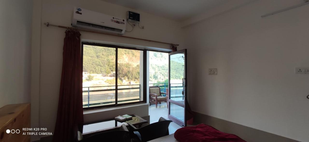 H7 Stay On The Ganges, Yoga & Spa Resort, Rishīkesh 외부 사진
