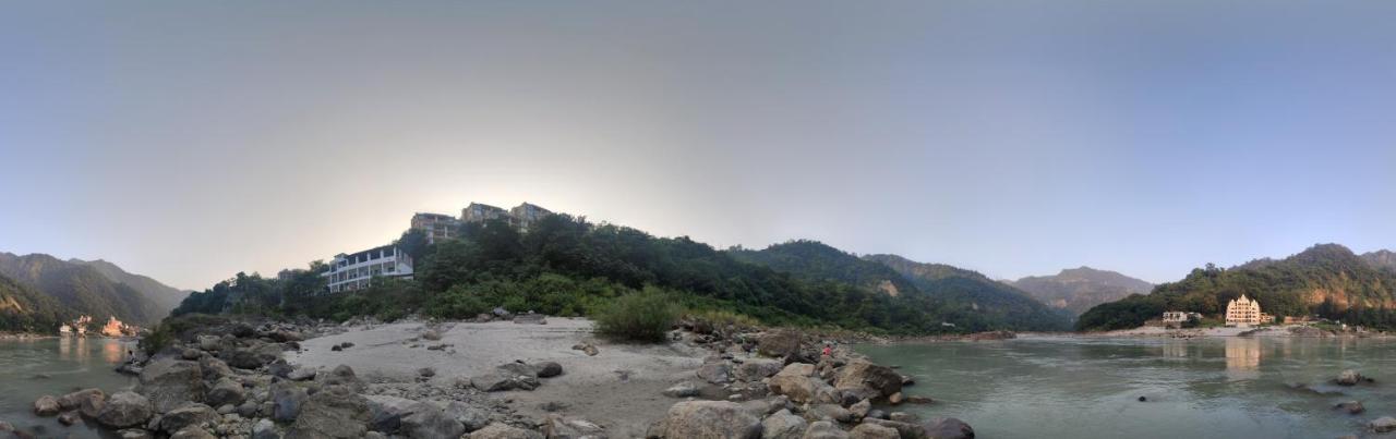 H7 Stay On The Ganges, Yoga & Spa Resort, Rishīkesh 외부 사진