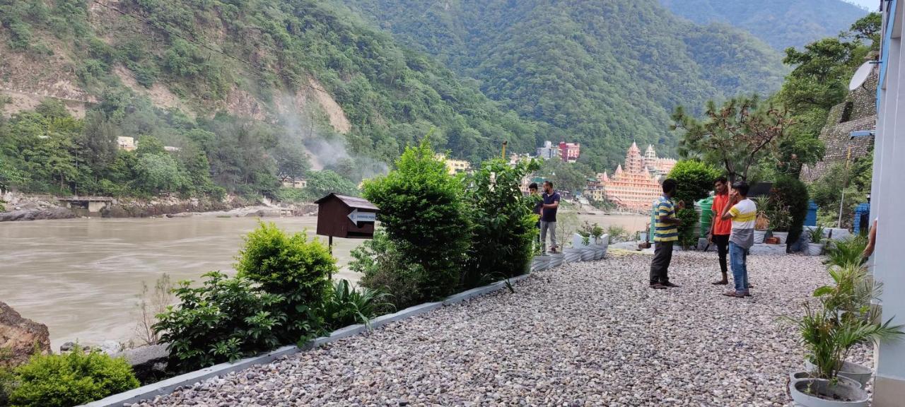 H7 Stay On The Ganges, Yoga & Spa Resort, Rishīkesh 외부 사진